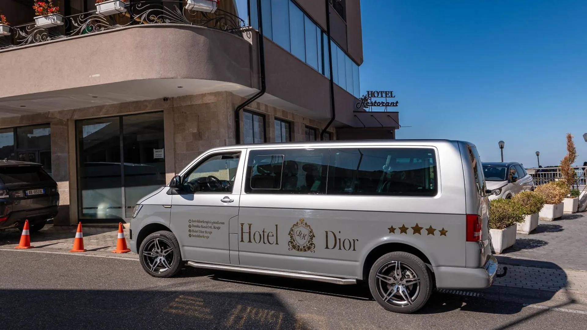 Hotel Dior Kruje 4*,  Albania